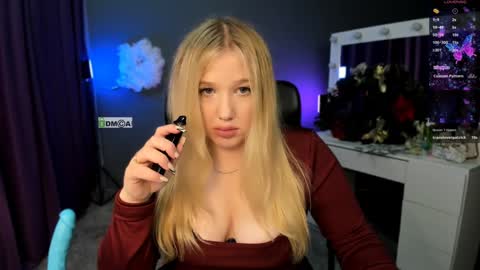 Snapshot of juli_kisss chatting on December 2024 08:27:02 PM juli kisss online show from December 2024 08:27:02 PM