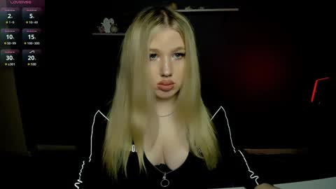 Snapshot of juli_kisss chatting on December 2024 07:34:02 PM juli kisss online show from December 2024 07:34:02 PM