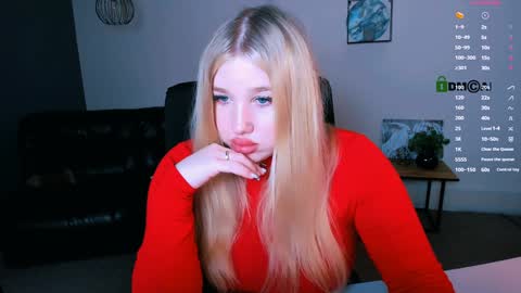 Snapshot of juli_kisss chatting on January 2025 04:44:01 AM juli kisss online show from January 2025 04:44:01 AM