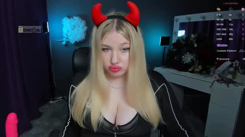 Snapshot of juli_kisss chatting on January 2025 10:34:01 PM juli kisss online show from January 2025 10:34:01 PM