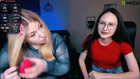 Snapshot of juli_kisss chatting on March 2025 07:59:02 PM juli kisss online show from March 2025 07:59:02 PM