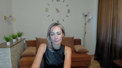 julia__cherry_ online show from January 2025 07:07:01 AM