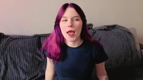 Julia online show from March 2026 01:18:01 AM