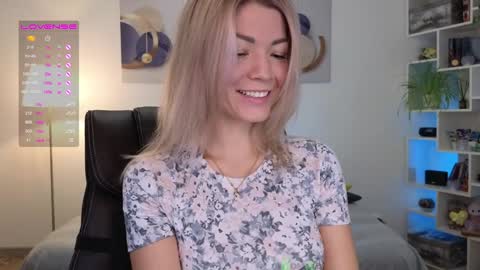 Cute online show from January 2025 01:38:01 PM