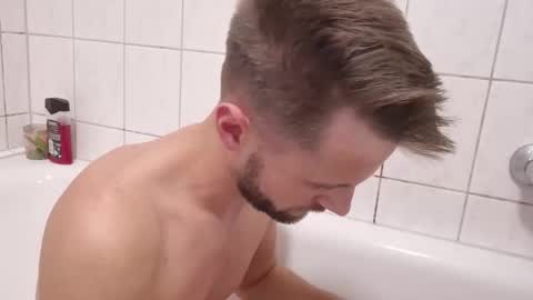 Snapshot of julia_official chatting on October 2025 09:04:01 PM julia_official online show from October 2025 09:04:01 PM