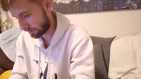 Snapshot of julia_official chatting on October 2025 10:22:02 PM julia_official online show from October 2025 10:22:02 PM