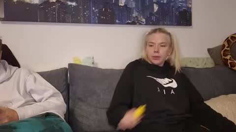 Snapshot of julia_official chatting on November 2025 08:07:01 PM julia_official online show from November 2025 08:07:01 PM