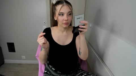 Snapshot of juliabeautiful chatting on December 2024 10:02:02 PM ContentMaker 1 - check my video gallery online show from December 2024 10:02:02 PM
