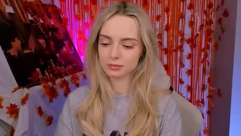 Julia online show from November 2025 01:06:01 PM