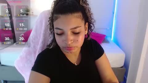 Snapshot of juliabust1 chatting on September 2025 12:16:01 PM Julia online show from September 2025 12:16:01 PM