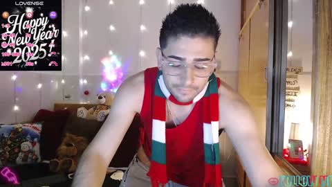Julian online show from January 2025 12:37:02 AM