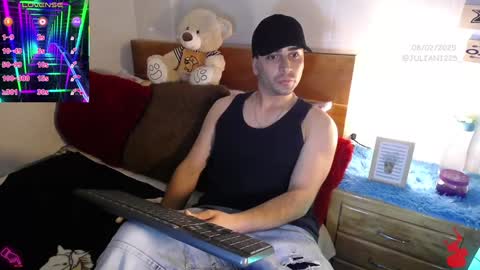 Julian online show from February 2025 02:49:01 PM