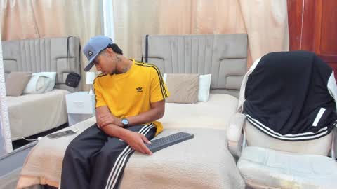 julian billy online show from December 2024 04:52:01 PM