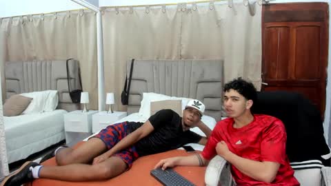 julian billy online show from January 2025 02:41:01 PM