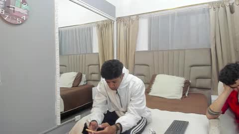 julian billy online show from February 2025 11:42:02 AM