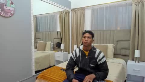 julian billy online show from March 2025 11:18:02 AM