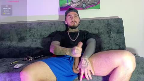 Julian independent model online show from March 2026 06:19:01 AM