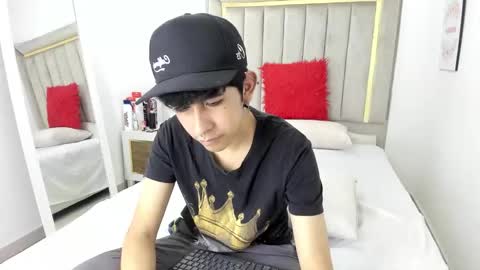 Julian online show from January 2026 07:15:01 PM