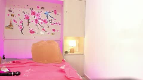 julianablaze online show from November 2025 08:25:02 AM