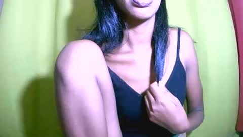 Nathie online show from April 2026 07:58:01 PM