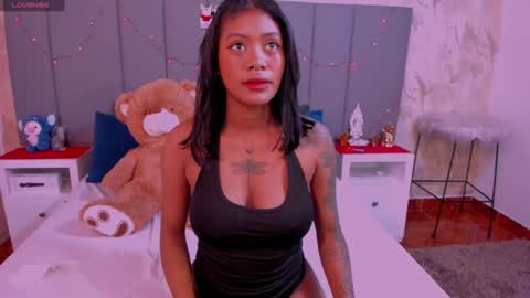 juli online show from December 2024 02:17:01 AM