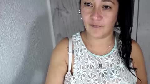 julianawet_25 online show from February 2026 05:19:01 AM