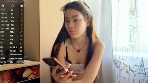 Viola online show from April 2026 12:27:01 AM