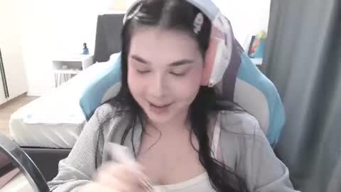 MIa online show from June 2026 09:22:02 AM