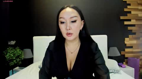 Snapshot of julianna_jamii chatting on September 2025 02:27:02 PM Julianna online show from September 2025 02:27:02 PM