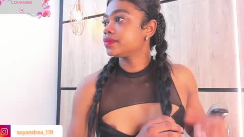 Snapshot of julianna_smith chatting on January 2025 05:51:01 AM ANDREA online show from January 2025 05:51:01 AM
