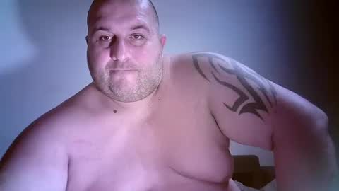 Juliano online show from October 2025 02:08:02 AM