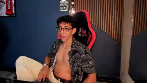 Snapshot of julianrouss chatting on June 2026 08:46:02 PM Julian online show from June 2026 08:46:02 PM