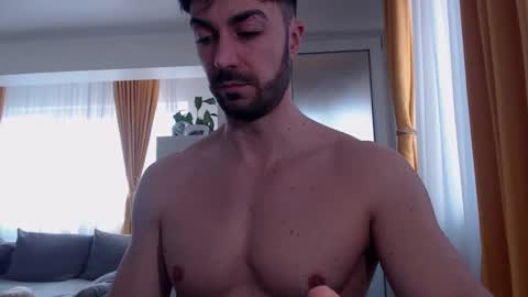 JulianRoyce online show from February 2026 01:51:02 PM