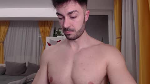 JulianRoyce online show from April 2026 11:35:02 PM