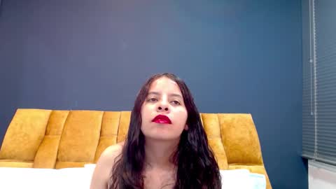 Snapshot of juliawaine chatting on September 2025 04:12:01 AM Julia online show from September 2025 04:12:01 AM