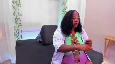 Snapshot of juliblake chatting on June 2026 04:00:02 AM JULI online show from June 2026 04:00:02 AM