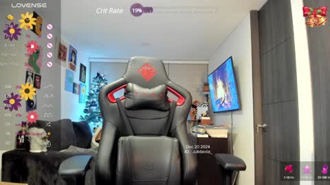 Snapshot of julidavila chatting on December 2024 01:15:02 AM Jeimy Help me to reach 100 thumbs up online show from December 2024 01:15:02 AM