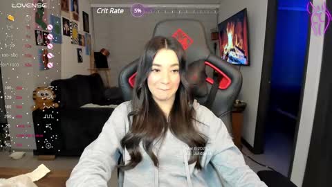 Snapshot of julidavila chatting on March 2025 04:24:02 AM Jeimy Help me to reach 100 thumbs up online show from March 2025 04:24:02 AM