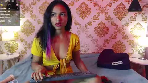 julie coper online show from January 2025 10:51:01 PM