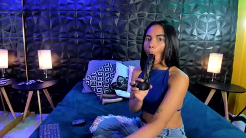 julie coper online show from January 2025 07:37:01 PM