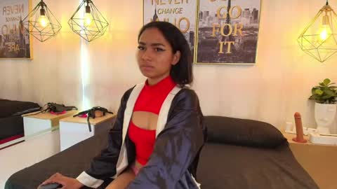 julie coper online show from October 2025 12:46:01 PM