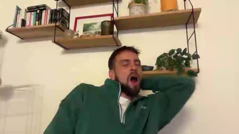 Snapshot of julien13240 chatting on November 2025 07:06:01 PM Frenchguy online show from November 2025 07:06:01 PM