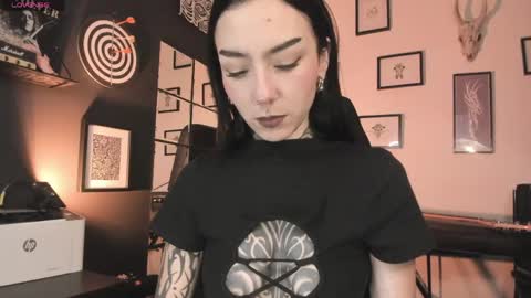 juliet_sourire online show from April 2026 11:57:01 AM