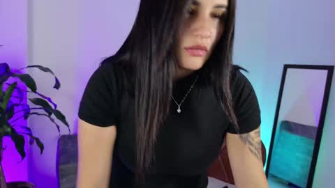 Julieta92  online show from September 2025 11:19:02 PM