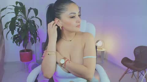 Snapshot of julieta92_ chatting on April 2026 09:39:01 PM Julieta92 online show from April 2026 09:39:01 PM