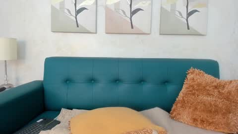 Juli online show from December 2024 07:32:02 PM