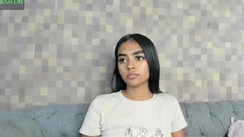 Juli online show from September 2025 07:39:01 PM