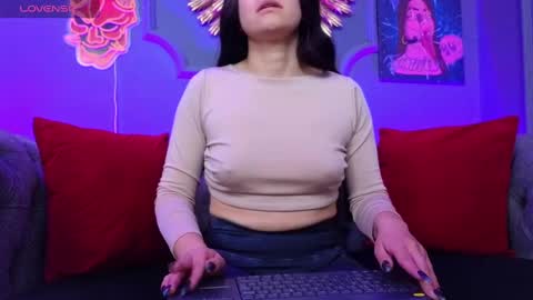  Julieta  online show from January 2025 12:05:02 PM