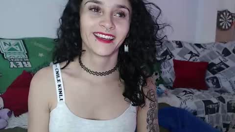 Snapshot of julietajaguar chatting on December 2024 02:37:02 PM Julieta Jaguar online show from December 2024 02:37:02 PM