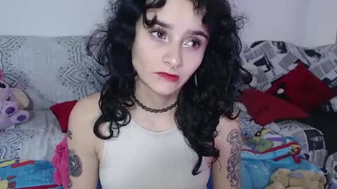 Snapshot of julietajaguar chatting on January 2025 01:41:02 PM Julieta Jaguar online show from January 2025 01:41:02 PM